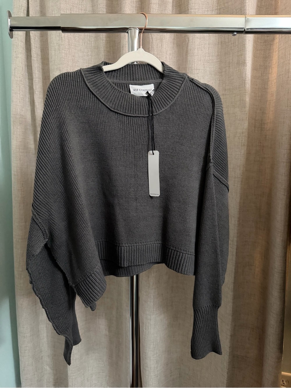 Self-Contrast Charcoal Cropped Ribbed Crewneck Sweater